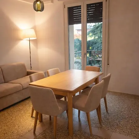 Queen Maggiore * Bolonya